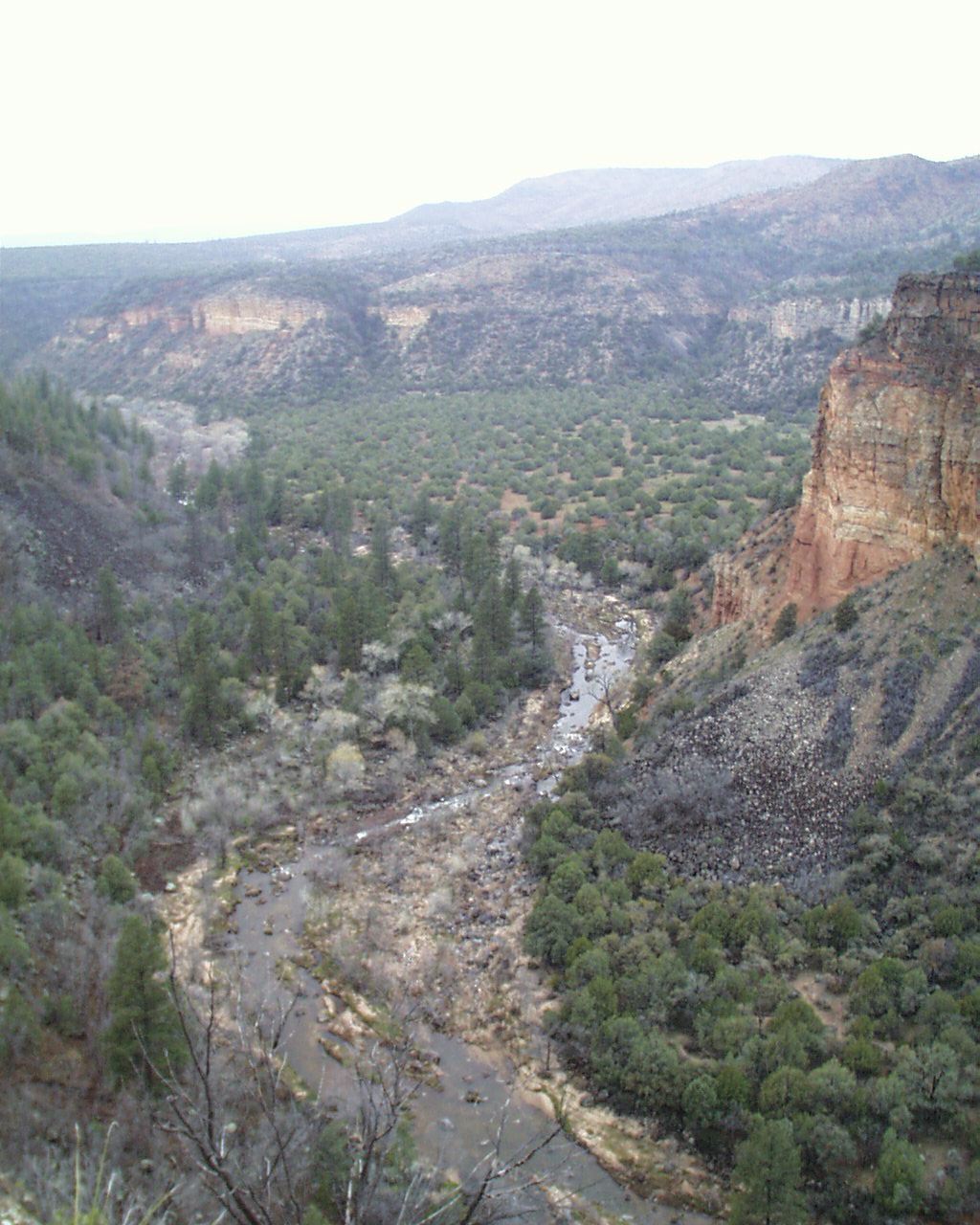 canyoninquatbasalt.jpg